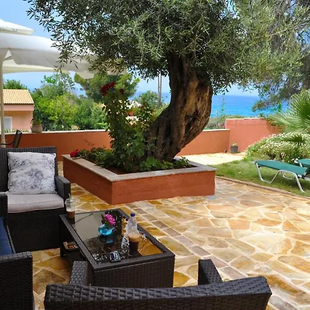 House Angelos D With Sea View And Private Garden - Agios Gordios Apartman